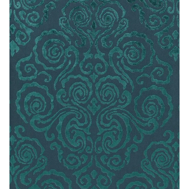 Sample - The House of Scalamandré Cirrus Velvet Damask Fabric, Emerald For Sale