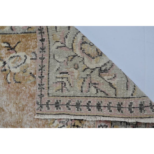 1950s Oushak Floral Handknotted Rug For Sale - Image 10 of 10