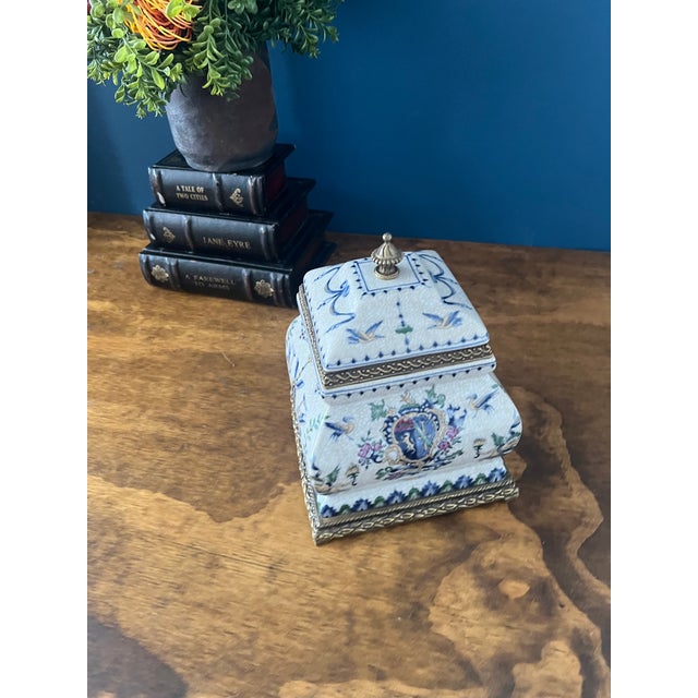 Capodimonte-Style Italian Porcelain Lidded Jar For Sale - Image 12 of 15