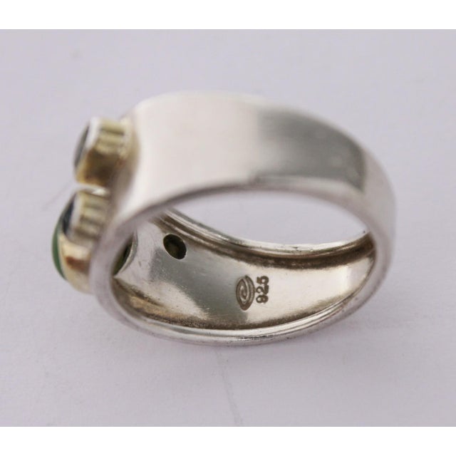 1990s 1990s Sterling Cigar Band Ring With Green Gemstones, Size 7.25 For Sale - Image 5 of 9