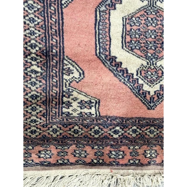 1980s Small Vintage Square Pakistani Rug from Bobyrugs, 1980s For Sale - Image 5 of 9