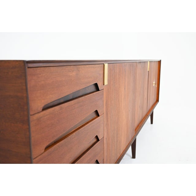 Sideboard attributed to Renato Magri for Cantieri Carugati, 1960s attributed to Edmondo Palutari For Sale - Image 12 of 16