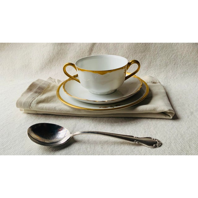 Pair of Antique Bavarian Porcelain Soup Bowls With Underliners - Baroque Gold Details, Paris Find For Sale - Image 13 of 15