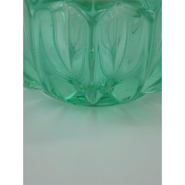 1940s Art Deco Bowl in Green Moulded Glass by Pierre D'Avesn, 1940 For Sale - Image 5 of 7