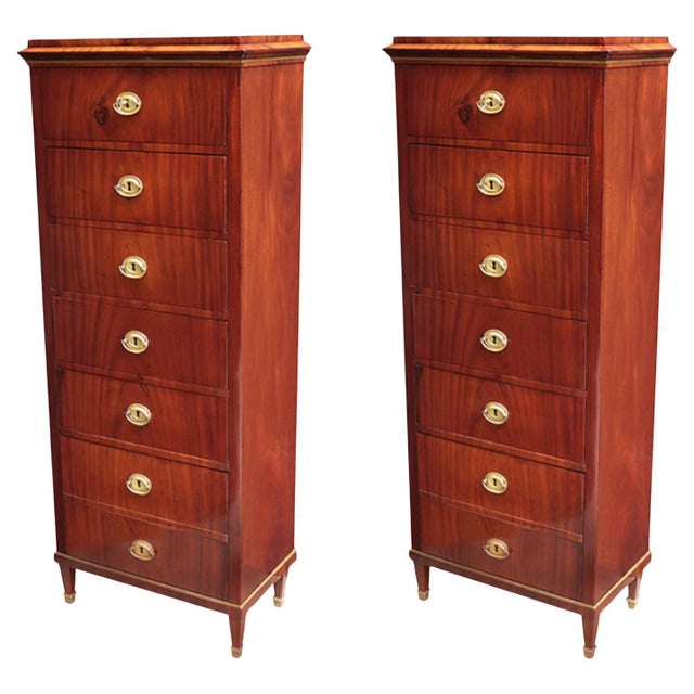 Early 19th Century Pair of Neoclassical Semainieres For Sale In New York - Image 6 of 18
