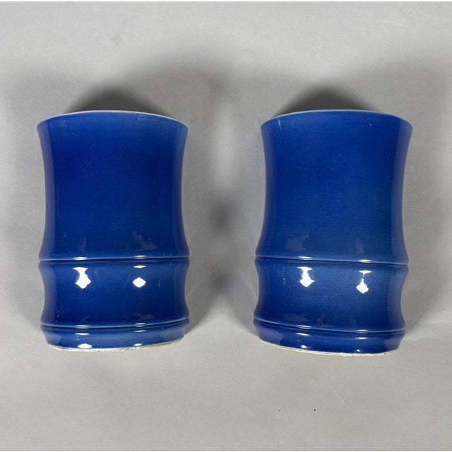 Pair of monochrome blue porcelain wall vases - China, Qing Dynasty, 19th century For Sale