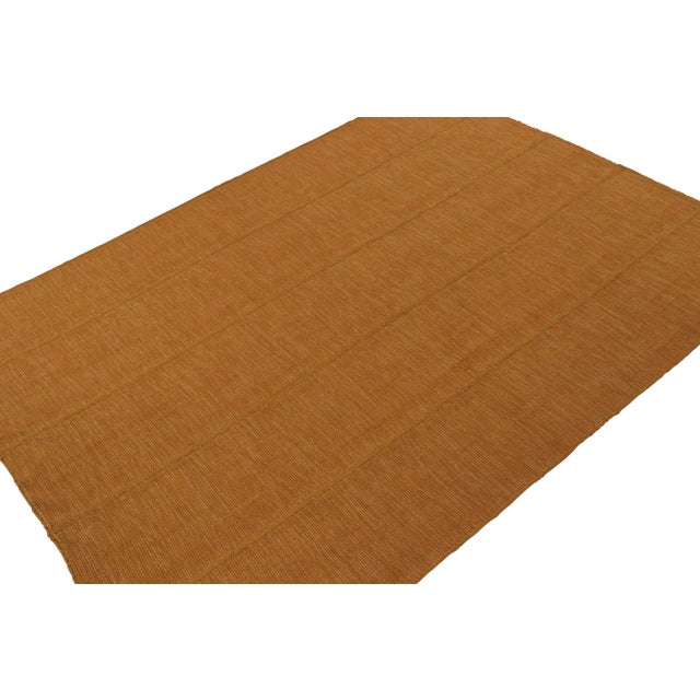 Modern 2010s Rug & Kilim’s Contemporary Kilim Rug in Ochre With Beige and Pink Accents For Sale - Image 3 of 7