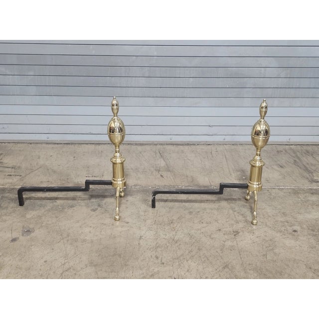 Late 20th Century Virginia Metalcrafters Williamsburg Brass Fireplace Andirons Cw 100-2 W Logholders For Sale - Image 10 of 12