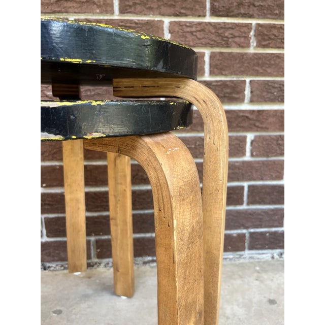 1960s Pair of Vintage Model 60 Painted Stools Attributed to Alvar Aalto For Sale - Image 5 of 15