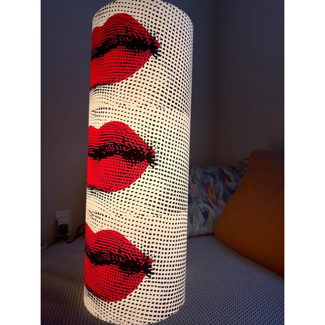 Boca, Italian Modern Floor Lamp Sole by Piero Fornasetti for Antonangeli Illuminazione, 1990s For Sale In Los Angeles - Image 6 of 7