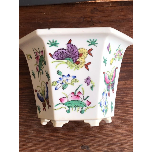 Vintage Chinoiserie Hexagonal Porcelain Planter For Sale In Fayetteville, AR - Image 6 of 12