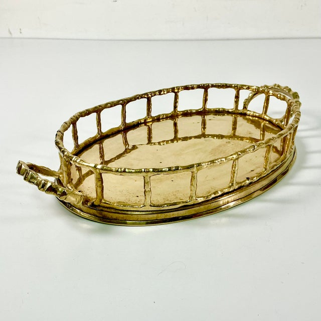 Metal Mid-Century Hollywood Regency Coastal Boho Chic Oval Faux Bamboo Brass Tray, Mottahedeh Attributed For Sale - Image 7 of 13