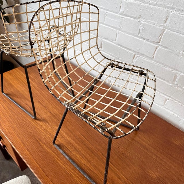 Mid-Century Modern Mid-Century Harry Bertoia Children's Black Wire Side Chairs for Knoll C.1950s For Sale - Image 3 of 7
