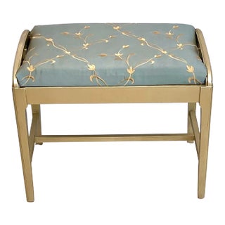 1960s Mid Century Hollywood Regency Giltwood Vanity Stool For Sale