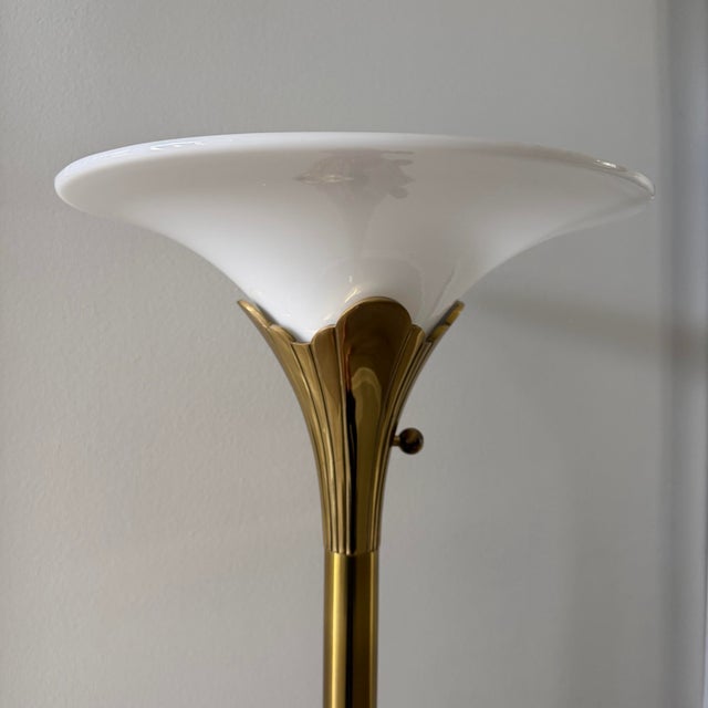Mid-Century Modern 1970s Hollywood Regency Stiffel Solid Brass Tulip Torchiere Floor Lamp For Sale - Image 3 of 10