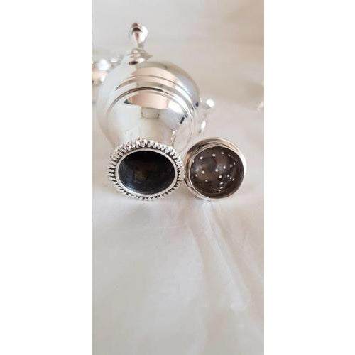 Georgian Sterling Silver Cruet from Edward Barnard & Sons, 1937, Set of 3 For Sale - Image 13 of 18
