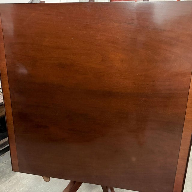 English Regency Crossbanded Mahogany Triple-Pedestal Dining Table For Sale - Image 11 of 18