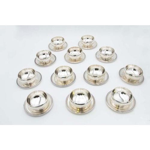 Washbasins in Plain Silver with Embossed Reliefs on the Bases, Set of 12 For Sale - Image 5 of 5