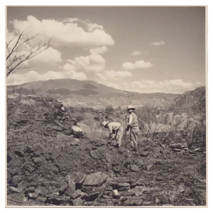 Hannah Seidel, Guatemala, Farmer, 1960s, Black and White Photography
