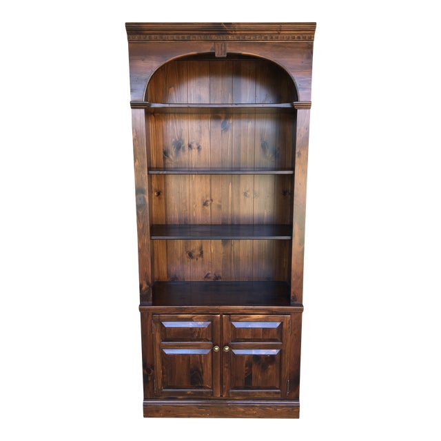 (A) Ethan Allen Antiqued Tavern Pine Bookcase (Finish 212) (Model 129014) Chairish