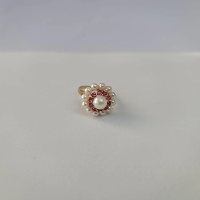 Double Halo Pearl & Ruby Ring 7MM Pearl 14k Yellow Gold, Size 7 For Sale - Image 4 of 5