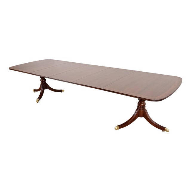 Henredon Georgian Banded Mahogany Double Pedestal Extension Dining Table, Newly Refinished For Sale