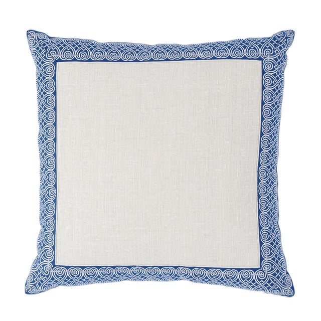 Schumacher Suzette Pillow in Navy For Sale In New York - Image 6 of 6