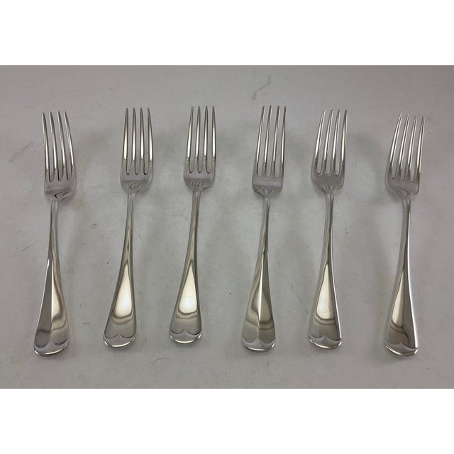New 1980s Silver Set of 6- Seven Piece Place-Setting, 42 Pieces Rattail. With Case For Sale In New York - Image 6 of 18