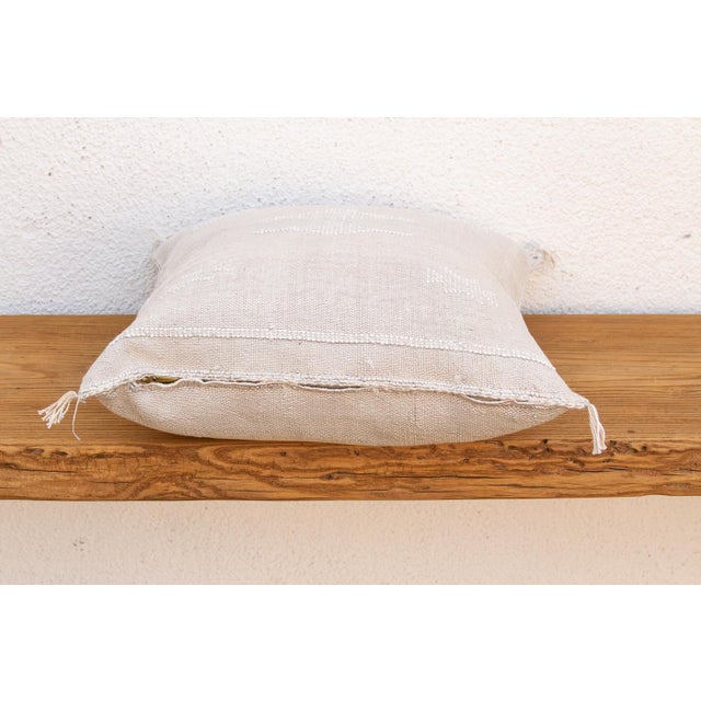 Linen Cross Diamond Cactus Silk Moroccan Pillow For Sale In Los Angeles - Image 6 of 8