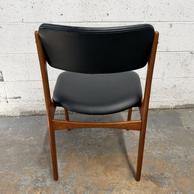Erik Buch Danish Modern Teak Erik Buch Model 49 Dining Chair, Circa 1960s For Sale - Image 4 of 6