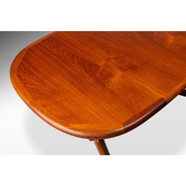 Danish Mid-Century Modern Extension Dining Table in Teak W/ Stow-in-Table Leaves by Skovby Møbelfabrik, Denmark, C. 1970s For Sale - Image 12 of 18