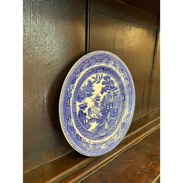Chinoiserie Antique 19th Century English Blue Willow Ironstone Dessert Plate – Chinoiserie Pie Dish For Sale - Image 3 of 3