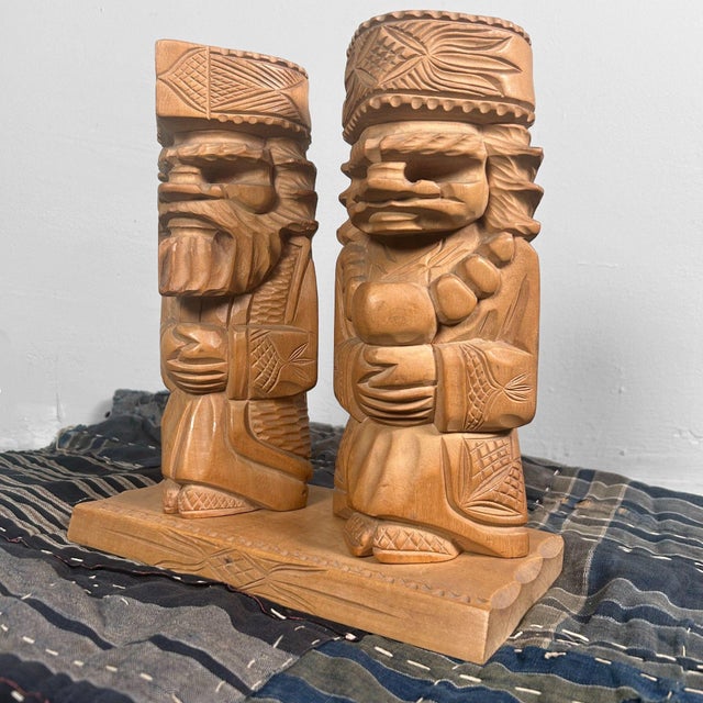 Mid-Century Modern Ainu Wood Carving of Man and Woman, Hokkaido, Japan, 1960s For Sale - Image 3 of 9