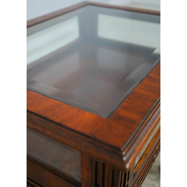 Wood Pair of Chippendale Mahogany Glass Top Showcase End Tables For Sale - Image 7 of 17