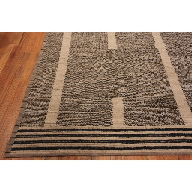 Nazmiyal Collection Large Contemporary Central Asian Rug For Sale In New York - Image 6 of 8