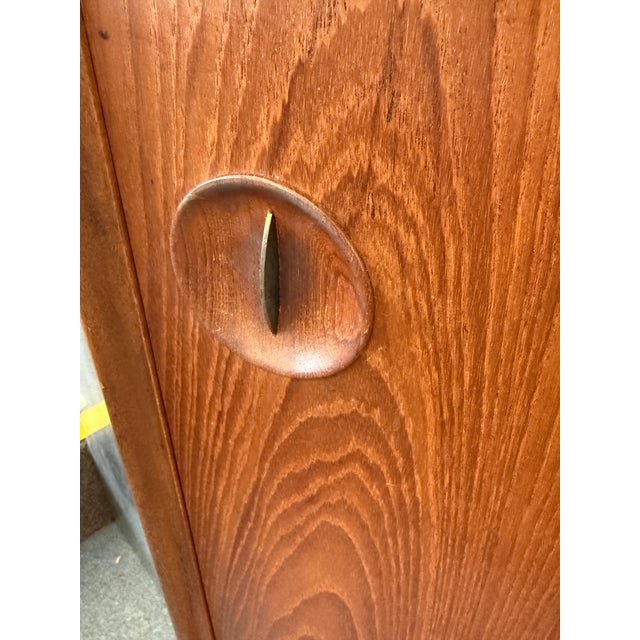 Danish Teak Sliding Door Credenza C1960s Attributed to Fredrik Kayser For Sale - Image 10 of 18