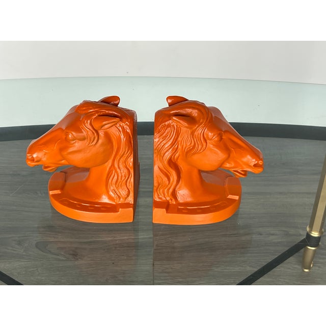 1970s Pair of Orange Lacquered Horse Head Bookends For Sale In Miami - Image 6 of 7