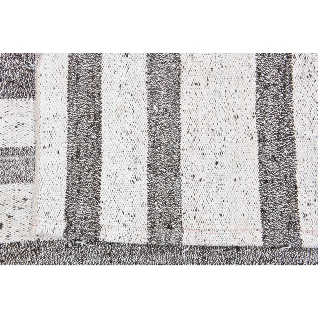 Vintage Turkish Oushak Handmade Wool Cotton White Kilim Area Rug For Sale - Image 4 of 11