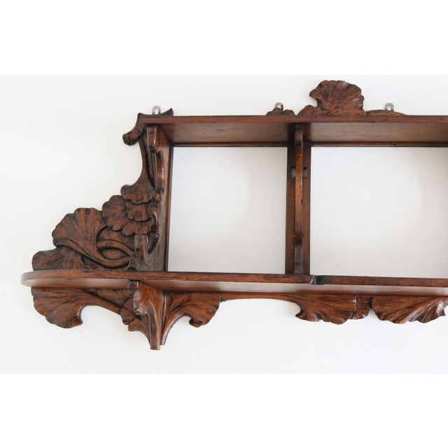 Brown Antique Art Nouveau Ginko Wall Shelf in Walnut, France, 1900 For Sale - Image 8 of 16