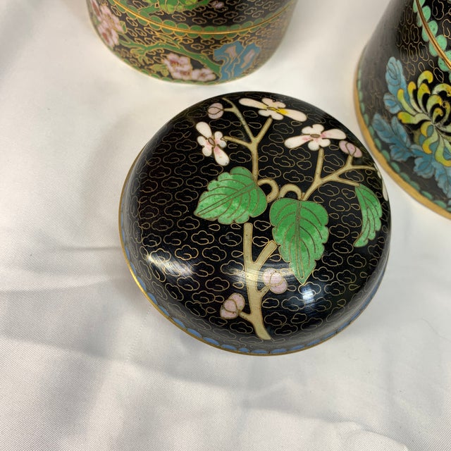 Vintage Chinese Cloisonné Trinket Box Trio – Black Enamel & Floral For Sale - Image 4 of 9