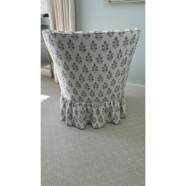 Victorian Vintage Slipper Chair in GP & J Baker / Lee Jofa Poppy Sprig Upholstery For Sale - Image 3 of 10