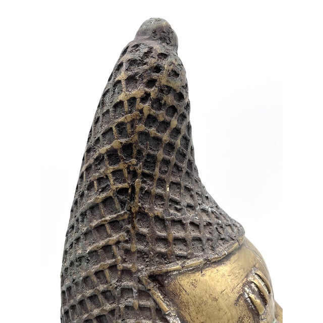 Nigerian Artist, Large Benin Memorial Head Sculpture, 20th Century, Bronze For Sale - Image 9 of 18