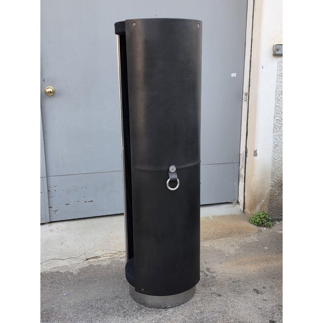 Mid-Century Modern Rotating Totem Coat Stand in Black Leather by Guido Faleschini for I4 Mariani, 1970 For Sale - Image 3 of 14