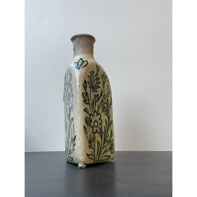 White Triangular Qajar Vase, Set of 2 For Sale - Image 10 of 12