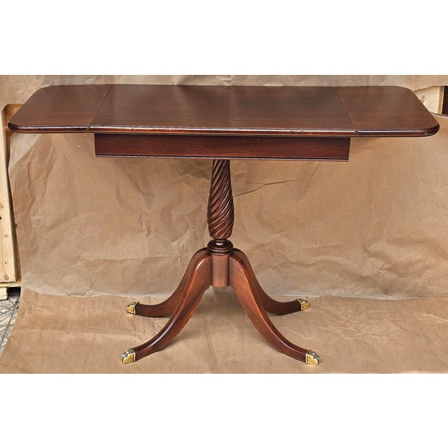 20th Century Brandt Mahogany Pedestal Drop Leaf Side Table, Refinished. For Sale In Washington DC - Image 6 of 8