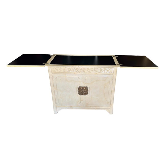 Vintage 1970s Henredon Hollywood Regency Faux Goatskin Flip-Top Bar Cabinet For Sale In Los Angeles - Image 6 of 12