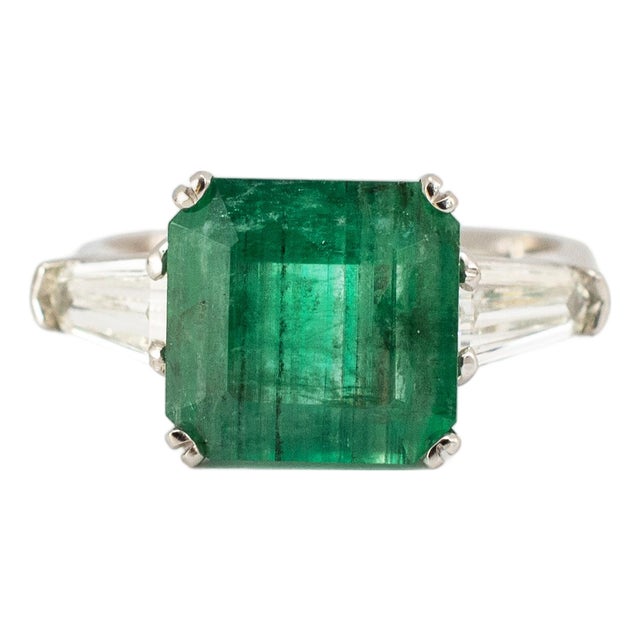 Vintage Platinum 4.35ctw Gia Green Emerald Diamond Three Stone Cocktail Ring, Size 4.25 For Sale