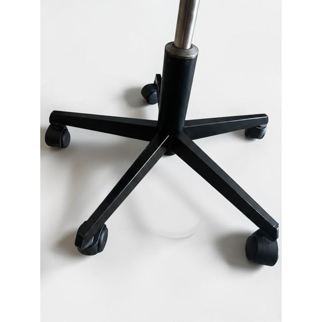 Mid-Century Modern Mid-Century Modern Minimalist Swivel Chair in Molded Plywood, 1976 For Sale - Image 3 of 10