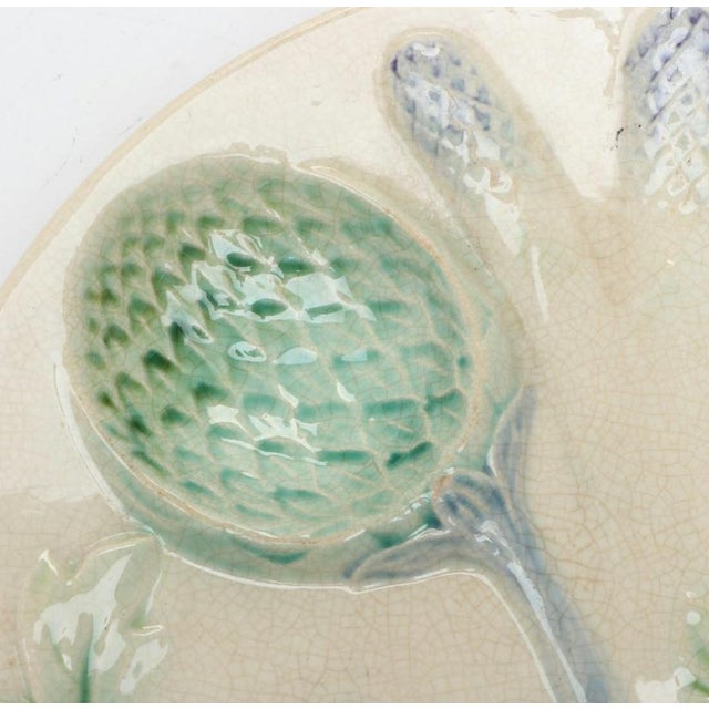 French Provincial 19th Century Luneville French Faïence Barbotine Majolica Asparagus and Artichoke Plates- Set of 6 For Sale - Image 3 of 10