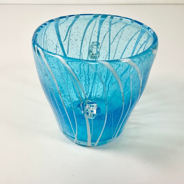 1960s 1960s Italian Hollywood Regency Pablo Venini Murano Glass Ice Bucket With Petite Bubbles For Sale - Image 5 of 13